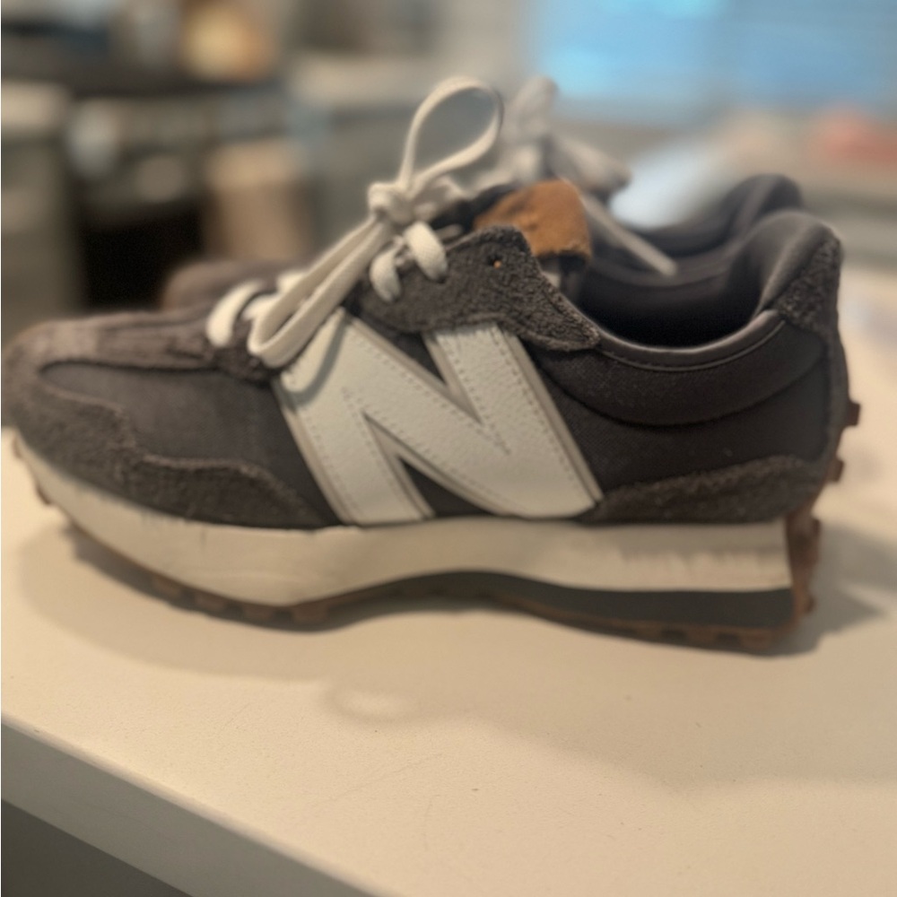 New Balance 327 blue and white